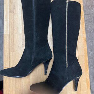 Valdini black suede knee-high boots size 10